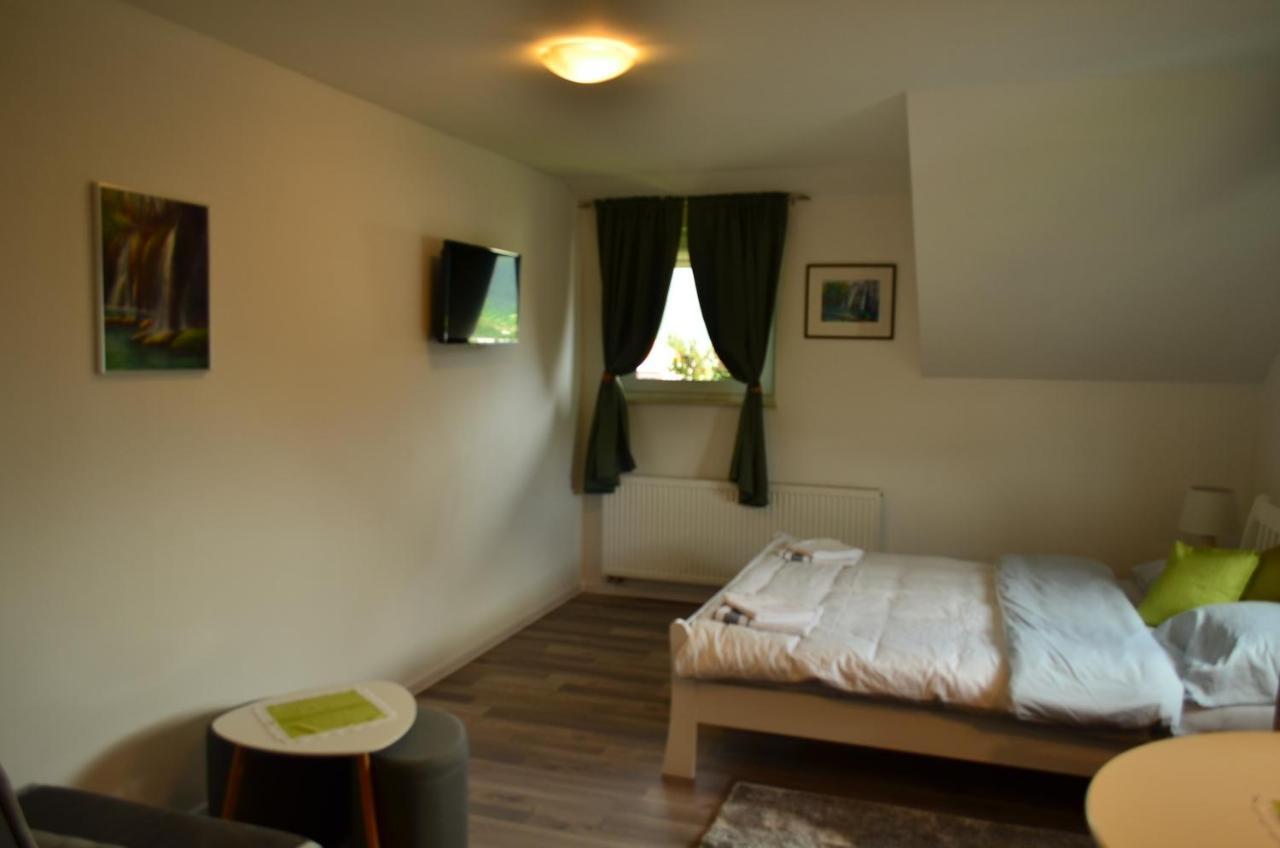 Hotel Katarica Korenica Zewnętrze zdjęcie