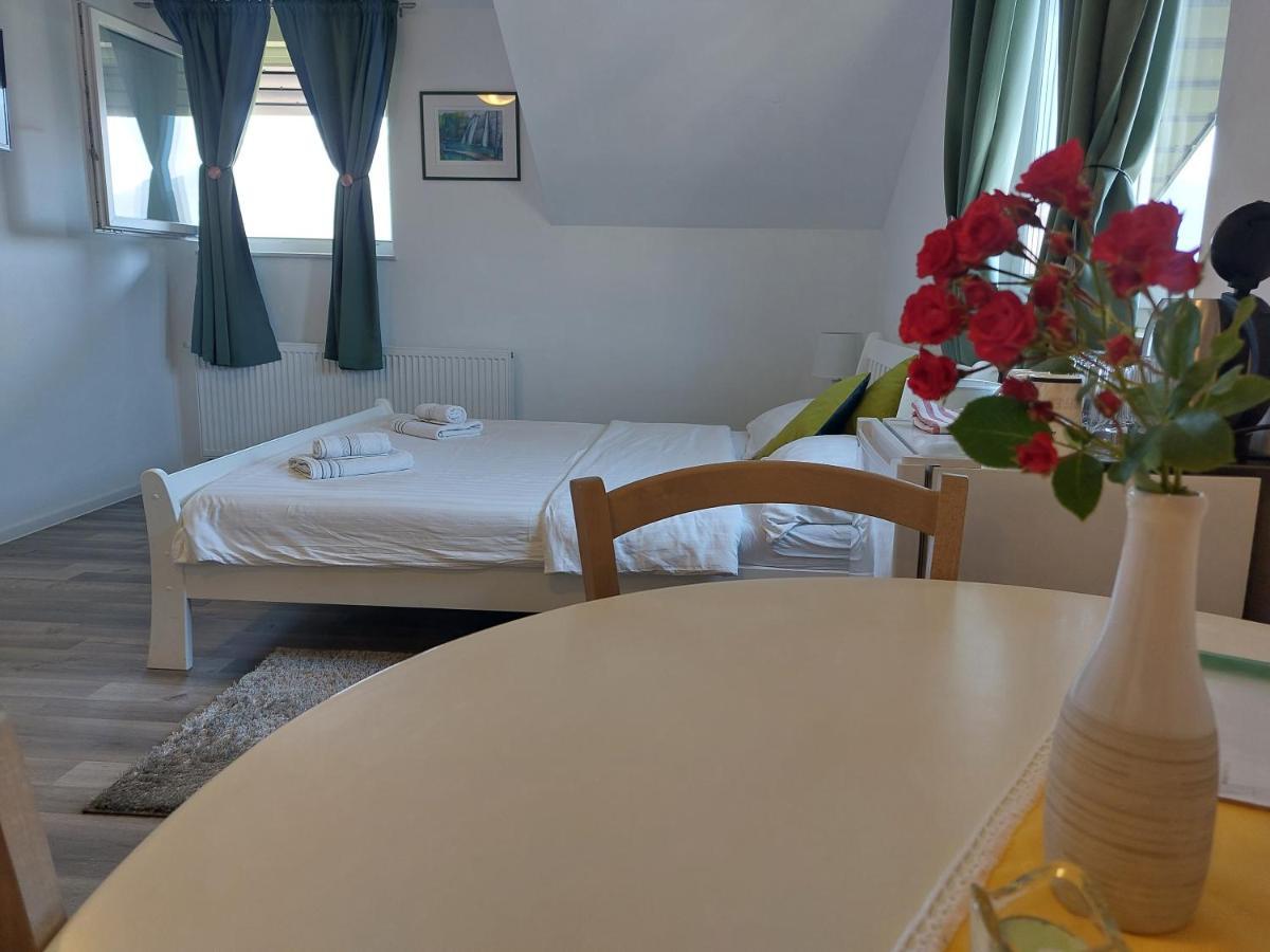 Hotel Katarica Korenica Zewnętrze zdjęcie