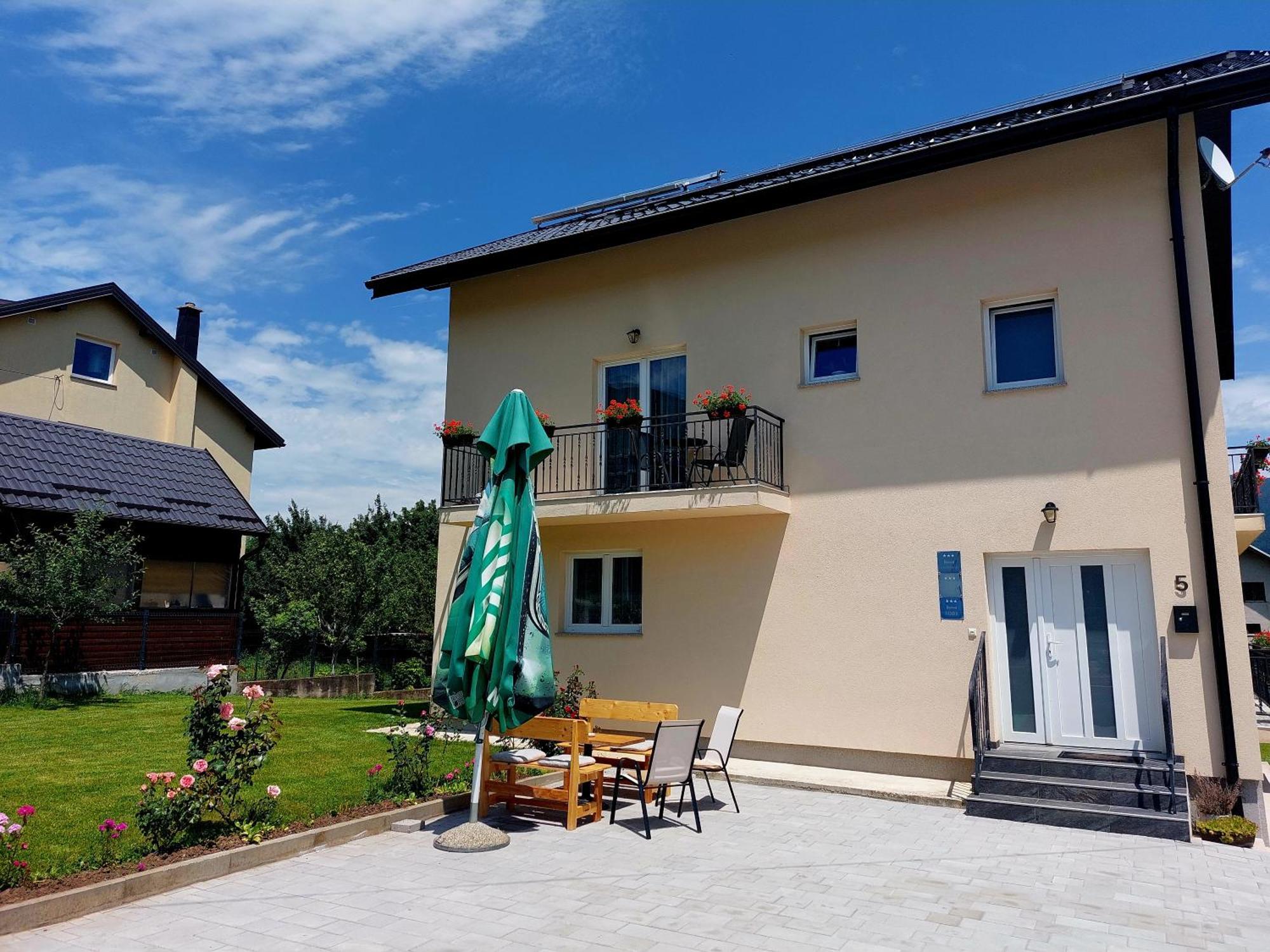 Hotel Katarica Korenica Zewnętrze zdjęcie